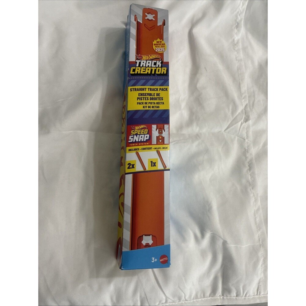 Hot Wheels Track Creator Straight Track Pack, 3 Feet of Speed Snap Track & 2 Ada